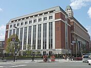 立命館大学朱雀キャンパスまで2200メートル