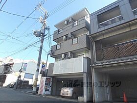 京都府京都市中京区大宮通三条下ル三条大宮町（賃貸マンション1K・2階・17.15㎡） その1