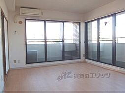 一浦マンション 4階2LDKのリビング/ダイニング