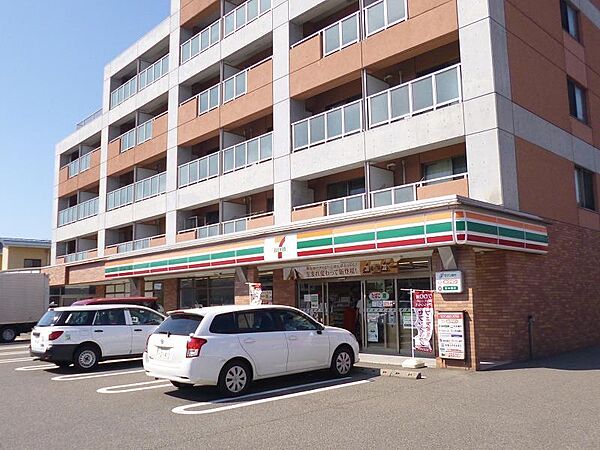 画像22:セブンイレブン新潟小新4丁目店(258m)