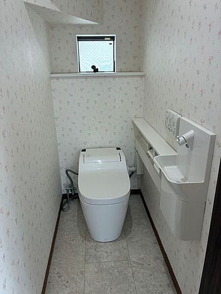 トイレを拡大表示
