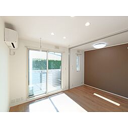 i　ハイムホタカ 1階1LDKのリビング/ダイニング