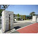 小学校「安曇野市立豊科北小学校まで1510ｍ」