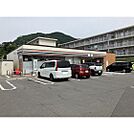 コンビニ「セブンイレブン長野花咲町店まで513ｍ」