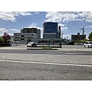 コンビニ「ファミリーマート長野若里店まで606ｍ」