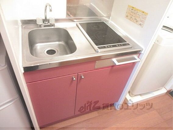 レオパレス佐和山_内装_0