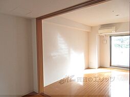 JR東海道・山陽本線 大津駅 徒歩5分の賃貸マンション 3階1DKのリビング/ダイニング