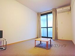 レオパレスカルム大津 302 3階1Kのリビング/ダイニング