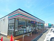 セブンイレブン　栗東出庭店まで240メートル