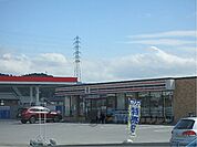 セブンイレブン　栗東中央店まで650メートル