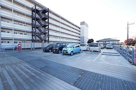 平面駐車場