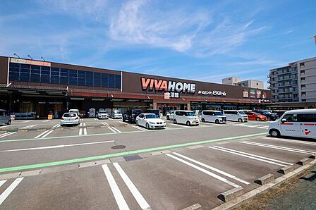 ビバホーム志木店 徒歩13分。 990m
