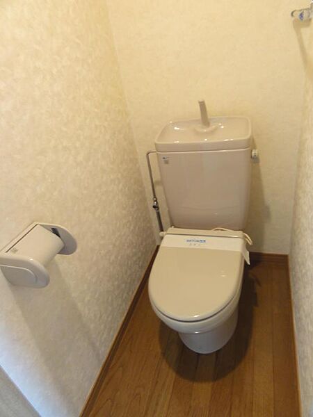 画像7:水洗洋式トイレ