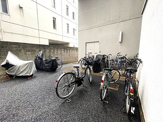 駐輪場です
