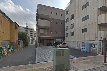 幼稚園、保育園「そらまめ保育園市川駅前まで352m」