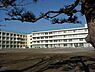 周辺：小学校「市川市立信篤小学校まで830m」