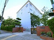 中学校「市川市立第七中学校まで600m」