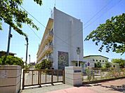 小学校「市川市立曽谷小学校まで660m」