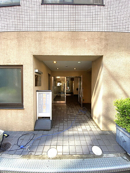 エントランスを拡大表示