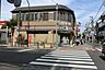 周辺：セブンイレブン足立竹ノ塚駅東店(202m)