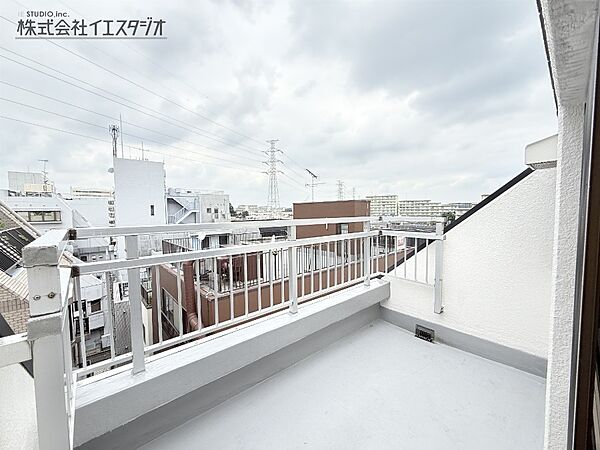 バルコニーを拡大表示