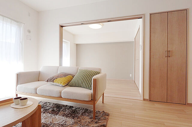 リビング/ダイニング ファミール平針 2階/201