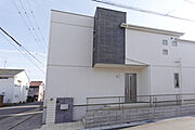 ＜内装フルリニューアル＞サンヨーハウジング名古屋のデザイナーズ住宅！ロフト、ウォークインクローゼット付きの4LDK戸建てです。お気軽にお問い合わせください。