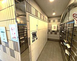 宅配BOX完備