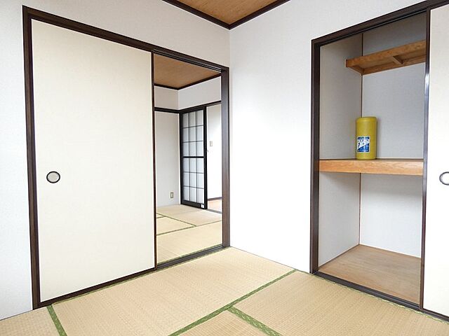 寝室