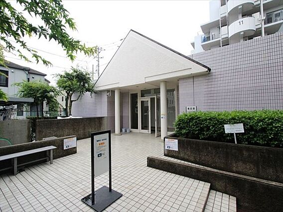 マンション内に...