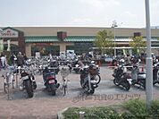 マツヤスーパー　山科三条店まで750メートル