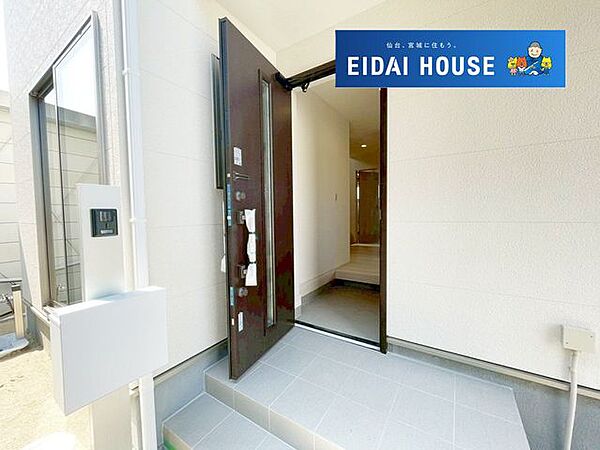 玄関を拡大表示