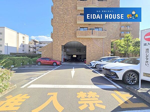 駐車場を拡大表示