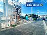 その他：前面道路含む外観