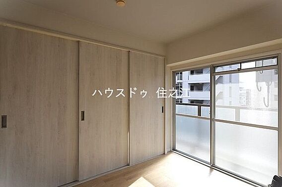 窓が有るので換...