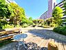 その他：★マンション内の敷地。植栽も多くあり緑豊かです♪