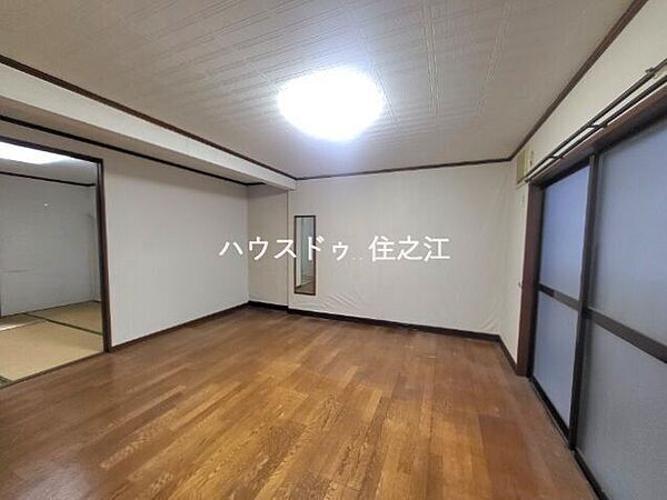 寝室