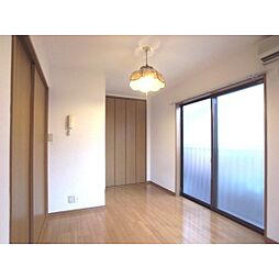 第2司荘 201 2階1Kのリビング/ダイニング