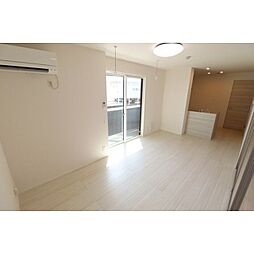 アウローラ 302 3階1LDKのリビング/ダイニング