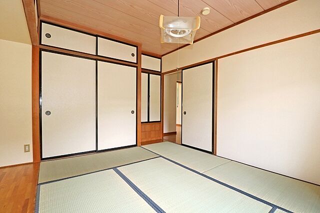 寝室