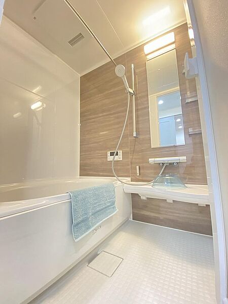 画像16:ユニットバス　浴室暖房乾燥機・メタルシャワー