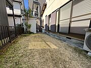 ガーデニングやBBQ、お子様やペットものびのび遊べる広いお庭です♪