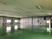 2階倉庫　階段入口から南面に向けて