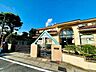 周辺：花園幼稚園開所時間（8：00～18：00）早朝保育、延長保育あり。年長クラスでは、名古屋グランパスの選手・スタッフから直接指導を受ける機会があります。 1112m