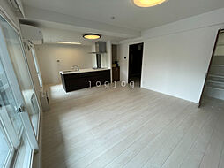 ヴォーネン伏見 302 3階2LDKのリビング/ダイニング