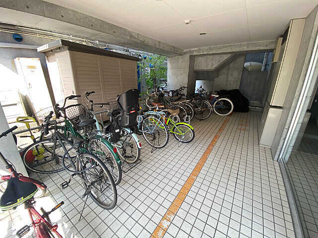 その他