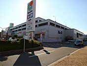 サンリブ くりえいと宗像店（976m）