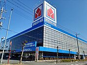 ヤマダ電機坂戸店　徒歩9分（650m）