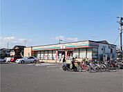 セブンイレブン(220m)