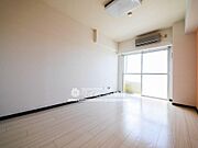 優しい光と風を取り込み和める空間！